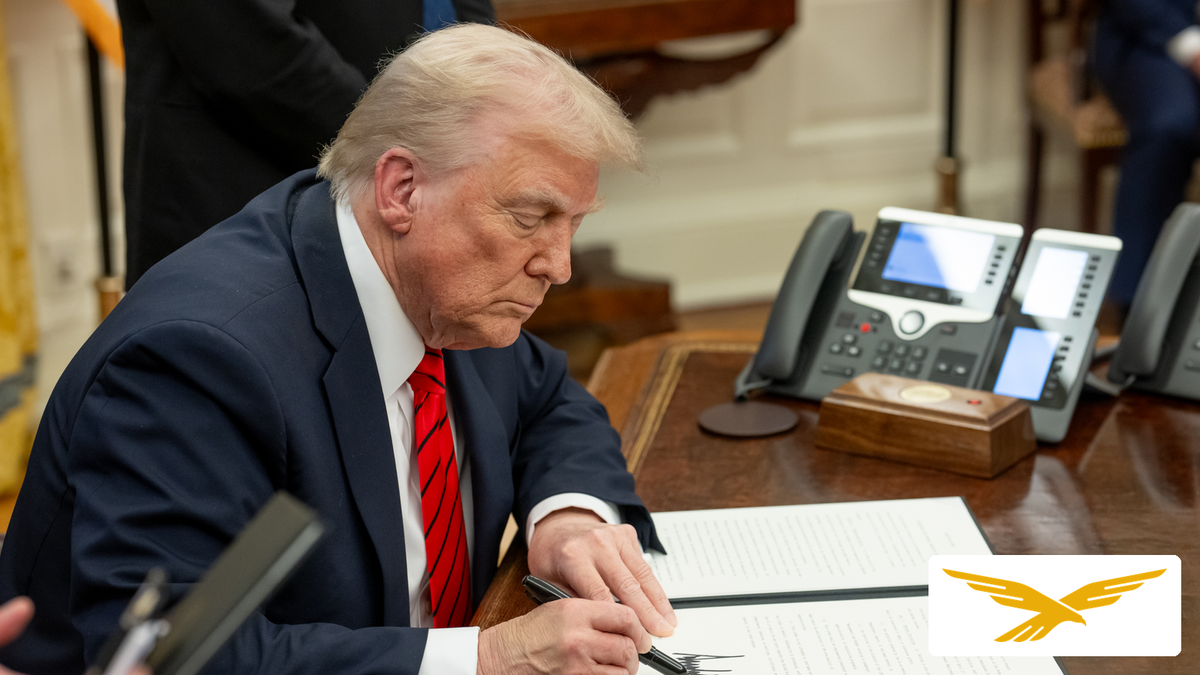 Donald Trump: Sued by a Circle Shareholder Over $2.5B in UAE Crypto Deals